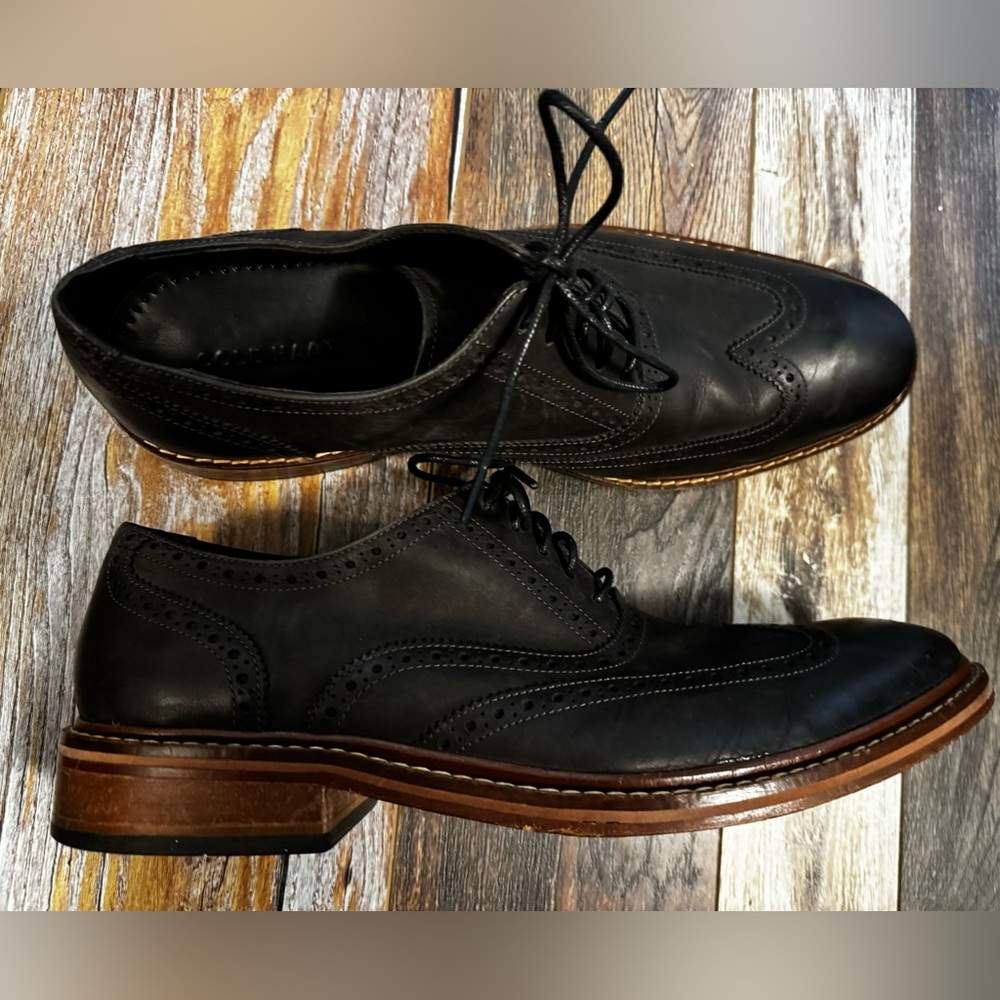 Cole Haan (wingtip shoes) - Picture 1 of 6